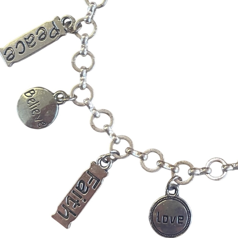 AVON Silver Tone Charm Bracelet Faith Hope Love Peace Believe Thank You Women - Picture 10 of 12
